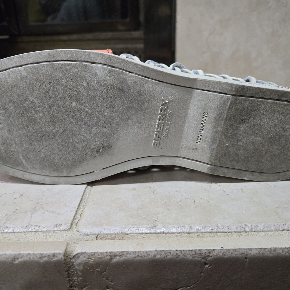 Sperry Topsider- Style STS95546-Size 7 - Picture 3 of 4